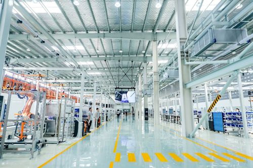 誰(shuí)在燃料電池藍(lán)海中乘風(fēng)破浪 2500輛與4600萬(wàn)公里的軟件開發(fā)啟示